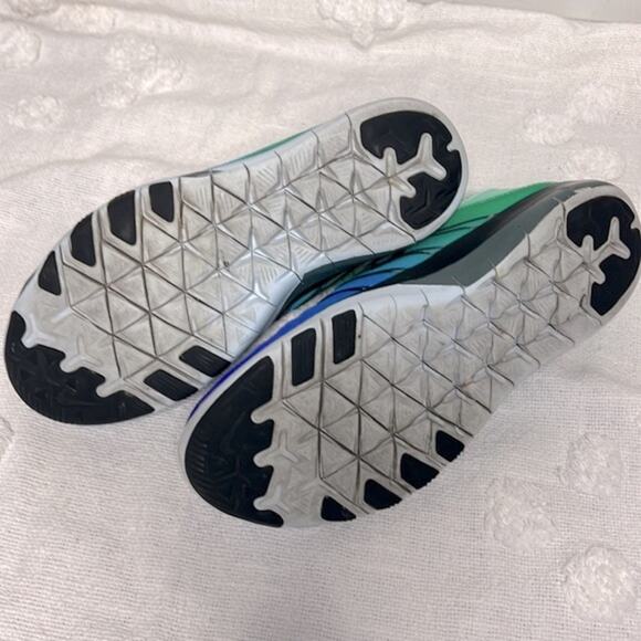 Nike Women's Free Tr 6 Spectrum Fitness Shoes Size 9.5 - Picture 8 of 10